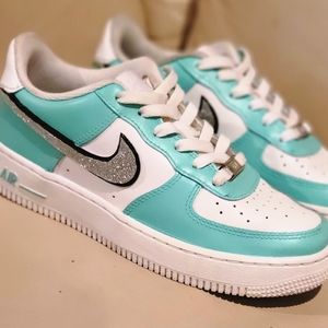Nike Air Force 1 'Tiffany' size 6